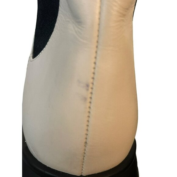 STUART WEITZMAN $495 Norah Lug Sole Chelsea Boots Cream Black NEW Size 6.5 - Picture 5 of 7